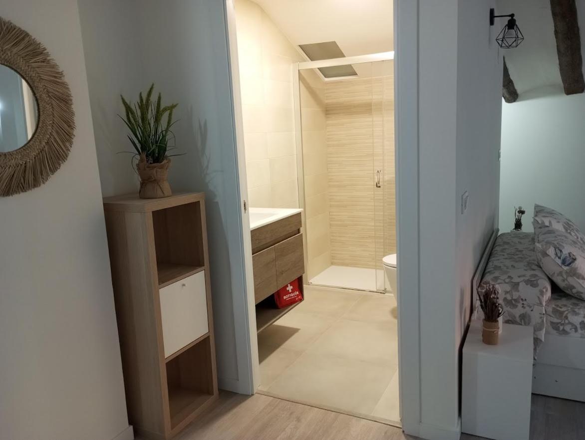 Apartamentos "El Balconico" Arguedas Eksteriør bilde